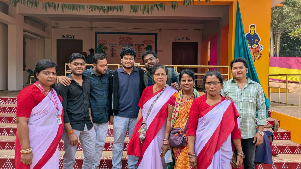 The Batch of 2016 reconnecting with our teachers