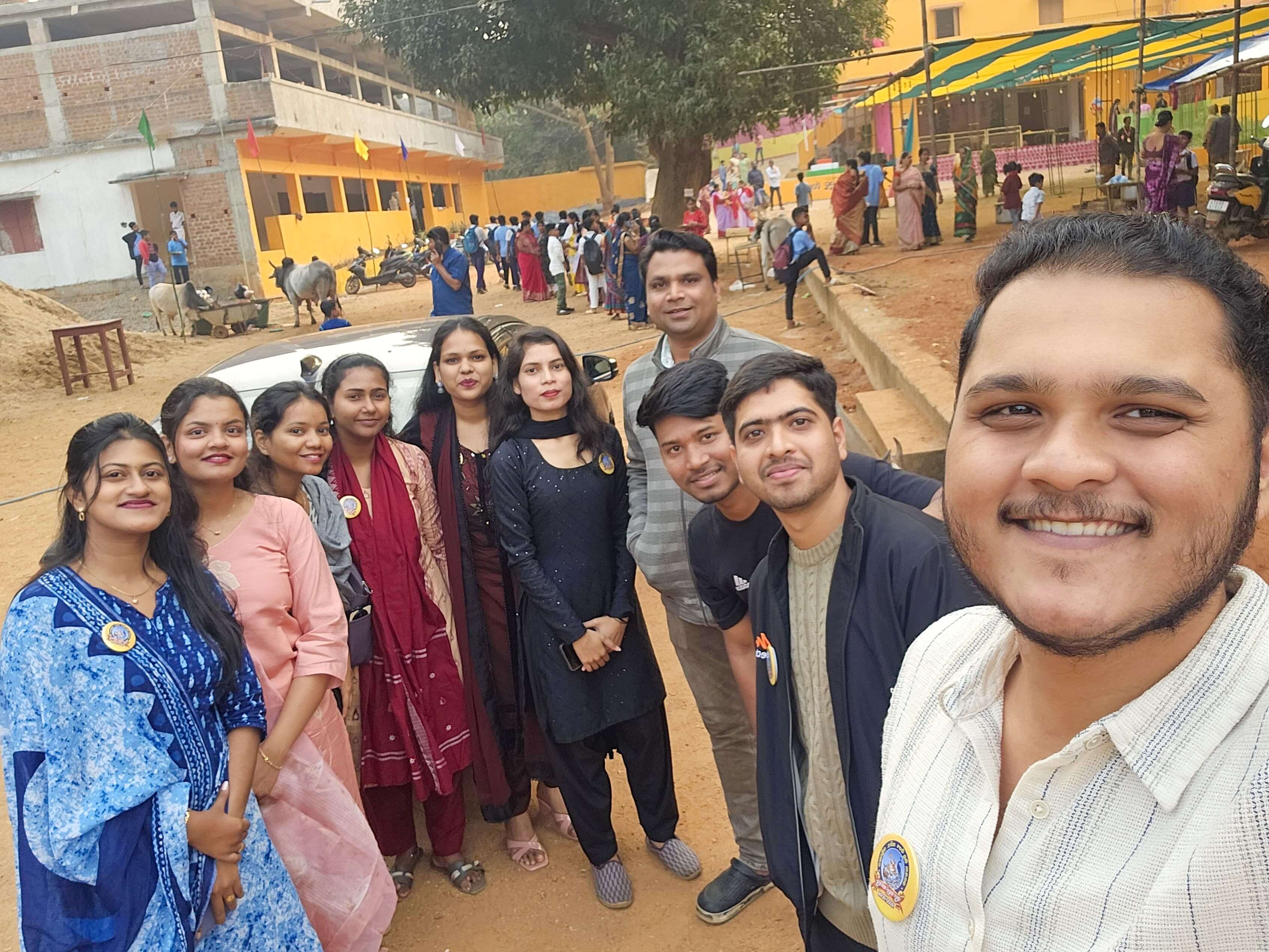 The Batch of 2017 with our former teachers